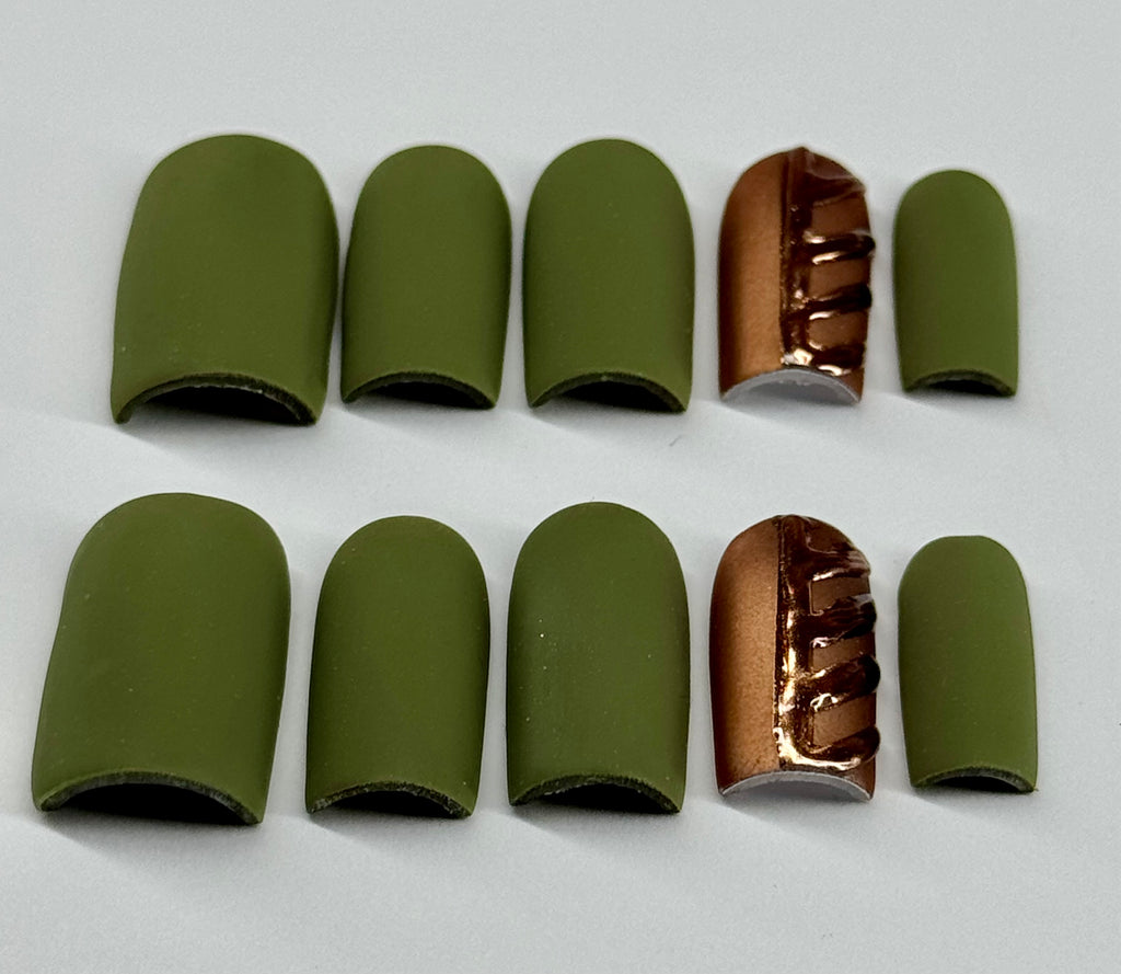 Drill Diva Matte Hunter Green and Gold Abstract Press On Nails| Reusable Custom Nails